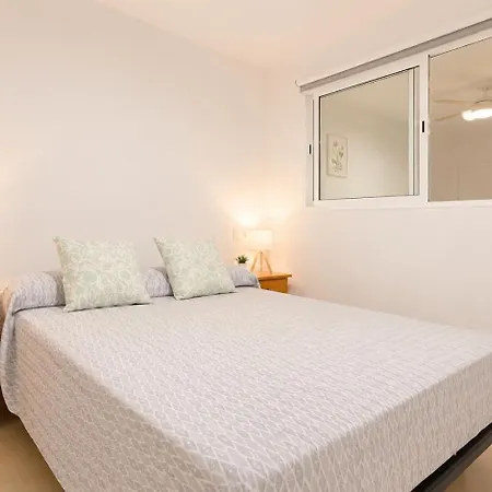 Apartament With Pool In